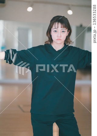 dance practice 136533288
