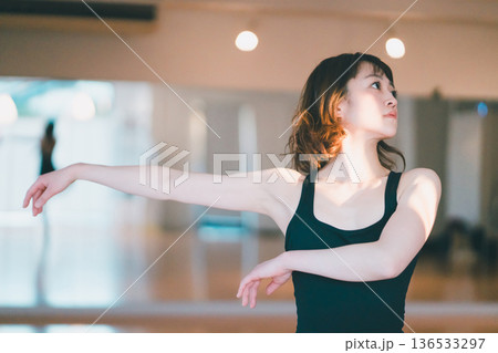 dance practice 136533297