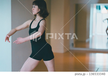 dance practice 136533340