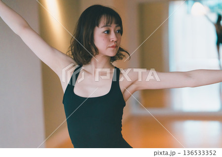 dance practice 136533352