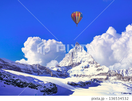 厳冬期のツェルマットリゾートの絶景 136534532