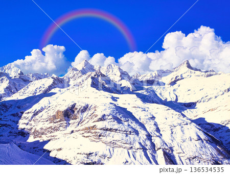 厳冬期のツェルマットリゾートの絶景 136534535