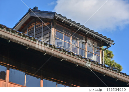 青空が広がるひがし茶屋街 青空が広がるひがし茶屋街 136534920