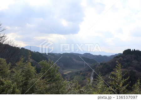 「荒城の月」のモデル・岡城跡からの眺望(大分県竹田市) 「荒城の月」のモデル・岡城跡からの眺望(大分県竹田市) 136537097