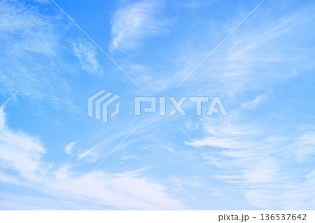 青空と雲イメージ 青空と雲イメージ 136537642