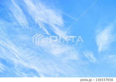 青空と雲イメージ 136537656