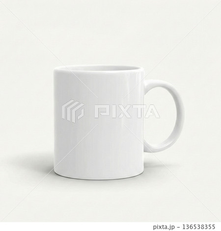 シンプルな白いマグカップのイメージ 136538355