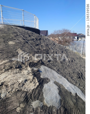 掩体壕 掩体壕跡 戦争遺構 (長崎県大村市/下原口公園) 掩体壕 掩体壕跡 戦争遺構 (長崎県大村市/下原口公園) 136539586
