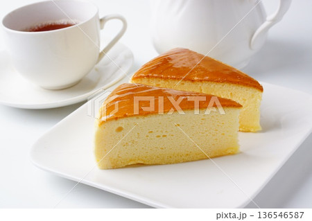 チーズスフレケーキ 136546587