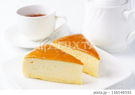 チーズスフレケーキ チーズスフレケーキ 136546591
