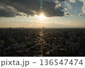 都市俯瞰の夕景 136547474