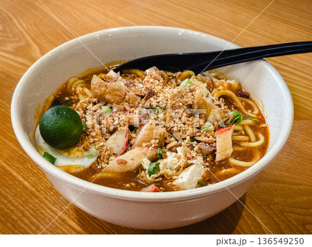 マレーシア料理　ミー・ルブス　mee rebus 136549250