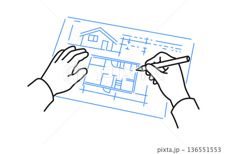 住宅の製図をする設計士の手元 136551553