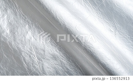 白金（プラチナ）×和紙の背景／上品・高級・モダンデザイン 136552913