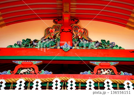 京都府　伏見稲荷大社　内拝殿　京都市伏見区深草藪之内町 136556151