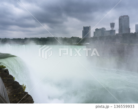 ナイアガラの滝～アメリカ側からの眺め / Niagara Falls, USA & Canada 136559933