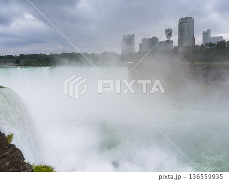 ナイアガラの滝~アメリカ側からの眺め / Niagara Falls, USA & Canada ナイアガラの滝~アメリカ側からの眺め / Niagara Falls, USA & Canada 136559935