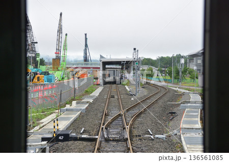 JR北海道函館本線　銀山駅から倶知安駅までの普通列車車窓風景(2023年夏雨) 136561085