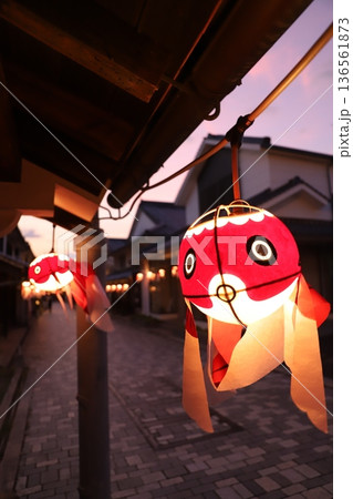 『白壁の町並み 金魚ちょうちん』 山口県柳井市観光 『白壁の町並み 金魚ちょうちん』 山口県柳井市観光 136561873