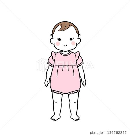 ピンクの服を着た乳児・赤ちゃんの女の子 136562255