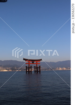 【広島県宮島】厳島神社 宮島の風景 136562270