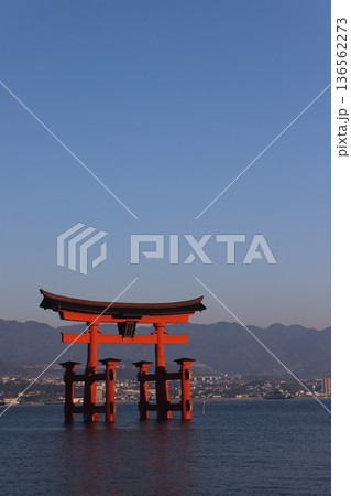 【広島県宮島】厳島神社 宮島の風景 【広島県宮島】厳島神社 宮島の風景 136562273