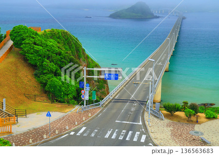 霧の角島大橋2184 136563683