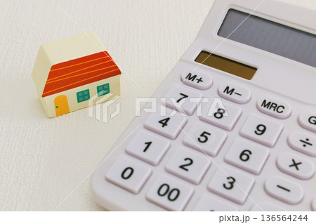 家と電卓 固定金利 変動金利 家と電卓 固定金利 変動金利 136564244