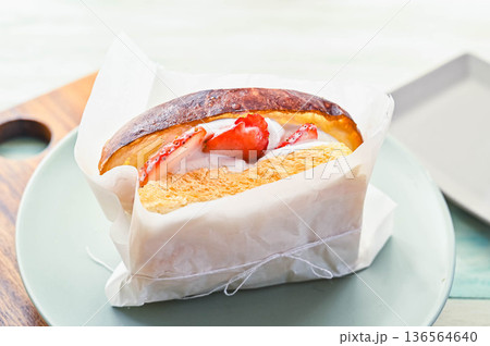 マシュマロいちごサンド マシュマロいちごサンド 136564640