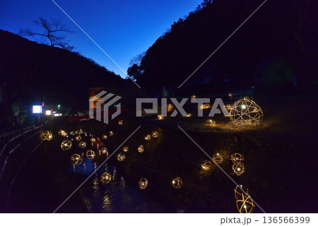広島県広島市佐伯区湯来町　湯来温泉　ライトアップ 136566399