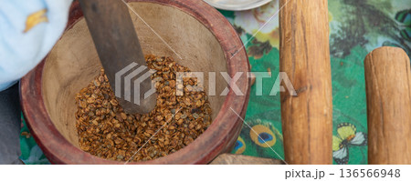 Process drip coffee, Barista start chose coffee bean and Roasting. 136566948