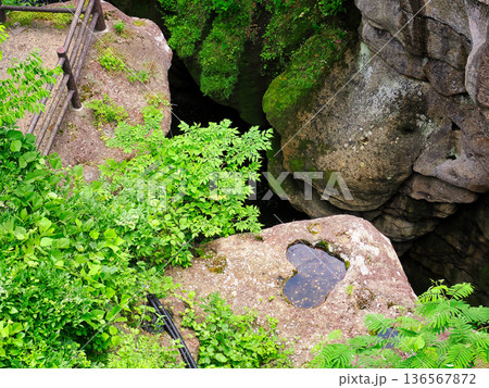 夏の磊々峡、ハート形の岩穴・宮城県仙台市太白区秋保 136567872