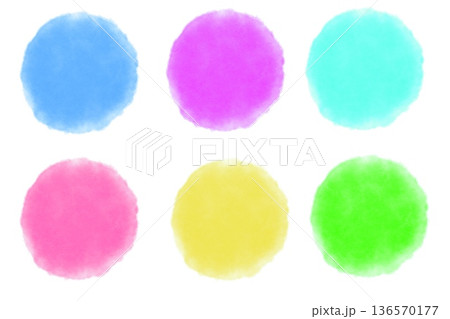 水彩のカラフルなテクスチャ素材 136570177