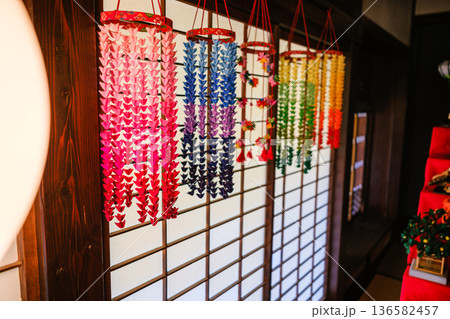 散歩の途中で見つけた春の風景 136582457