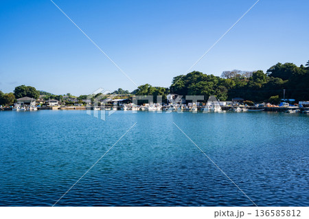 伊唐港の風景（長島町） 136585812