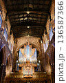 マンチェスター大聖堂の内観 136587366