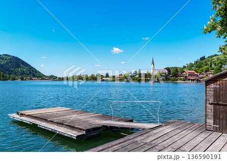Hiking trail around Lake Schliersee in the bavarian alps at Schl 136590191