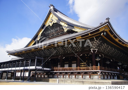 京都府　東本願寺・阿弥陀堂（重要文化財） 京都市 下京区 常葉町　2022年2月 136590417