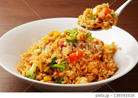 ドライカレー 136591016