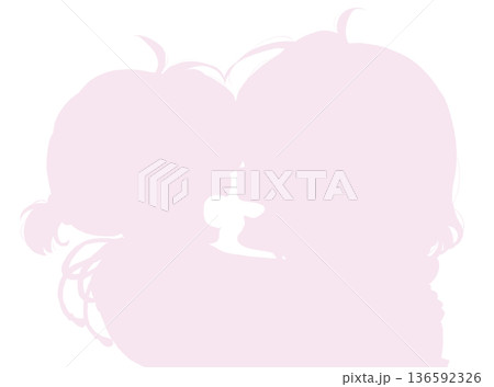 幸せそうに抱き合う女性と女の子　シルエット 136592326