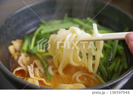 広島のローカルグルメ、夜叉うどん 136597048
