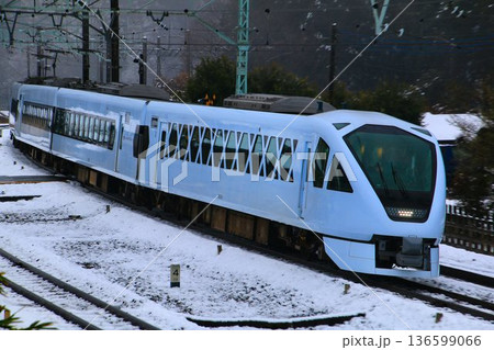 雪景色を眺めつつ超豪華特急は日光・鬼怒川へ… 東武鉄道・特急『スペーシアX』N100系 雪景色を眺めつつ超豪華特急は日光・鬼怒川へ… 東武鉄道・特急『スペーシアX』N100系 136599066