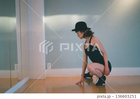 dance practice 136603251