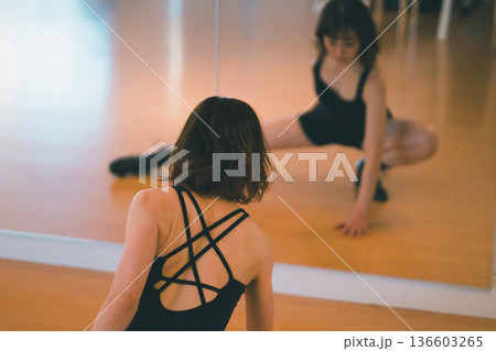 dance practice 136603265