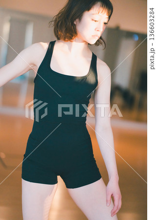 dance practice 136603284