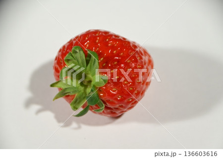 美味しいイチゴ 美味しいイチゴ 136603616