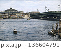 古写真　1932年　東京　隅田川に架かる両国橋と両国国技館（モノクロ写真をAIでカラー化） 136604791