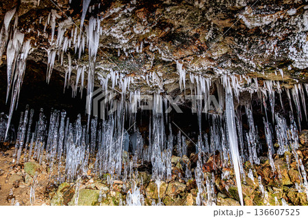 Cave ice stalagmites in Hokkaido – Hyōjun “Nyoro N 136607525