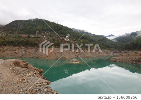 Mountain lake landscape. High quality photo 136609256