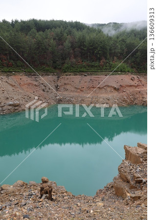 Mountain lake landscape. High quality photo 136609313